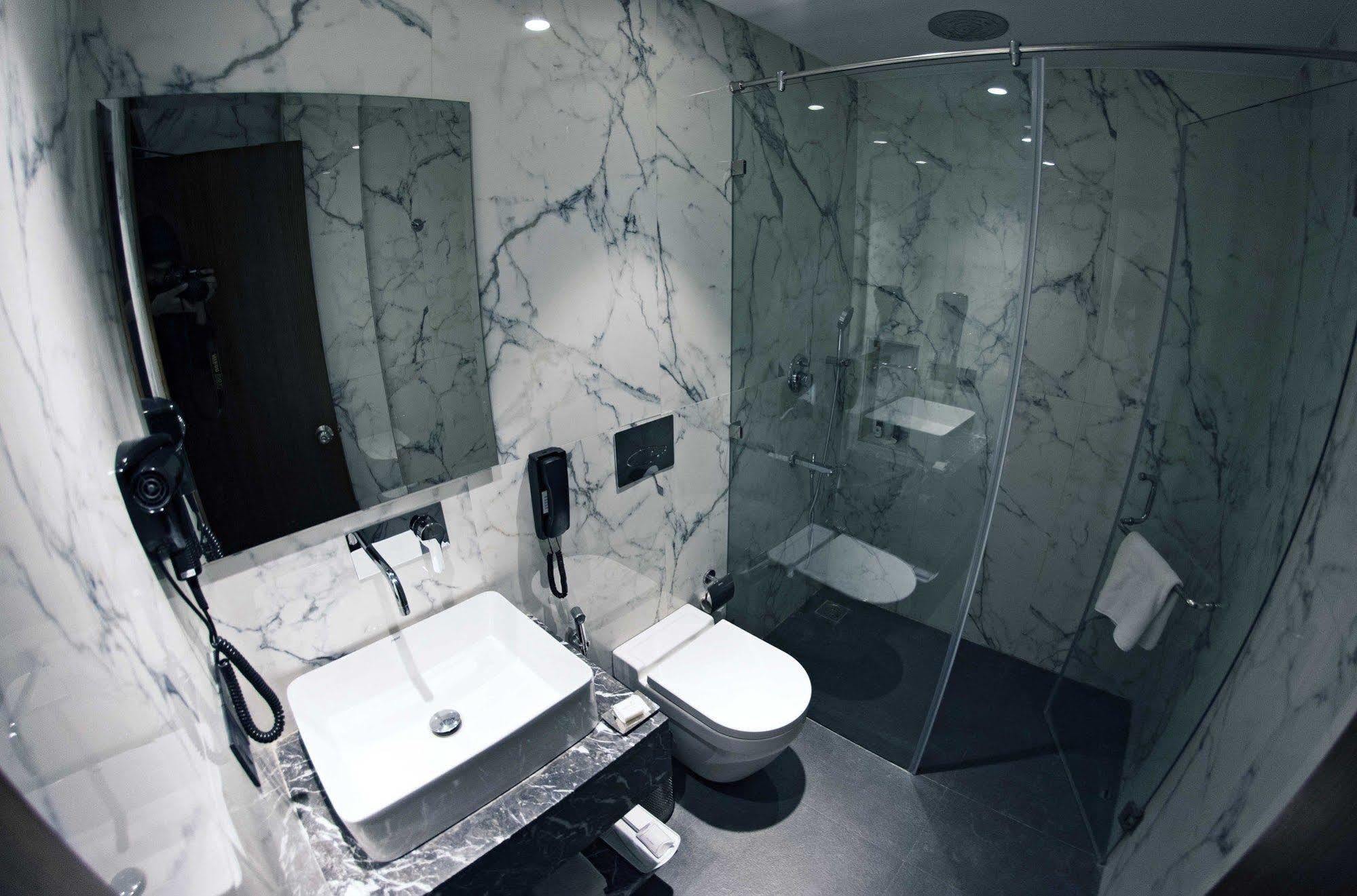 Connaught Royale Delhi होटल 4*